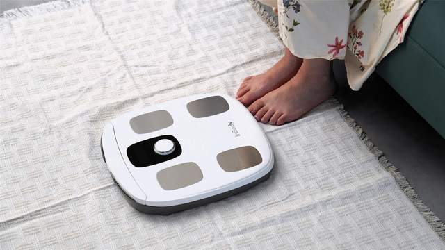 3频8电极+12项数据+97%准确率有点全面麻将胡了游戏InBody体脂秤H30评测：(图3)